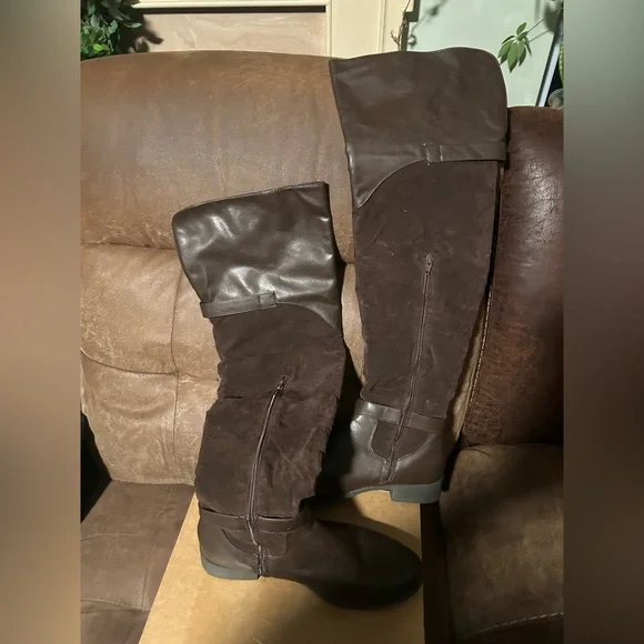 Shoe Dazzle Brown Faux Leather Over the Knee Boots👢Sz 11 - Picture 5 of 11